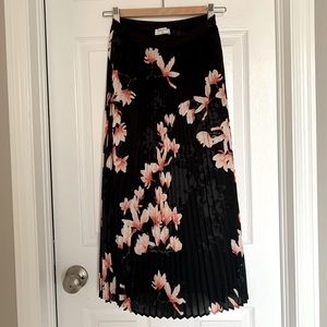 Aritzia maxi skirt